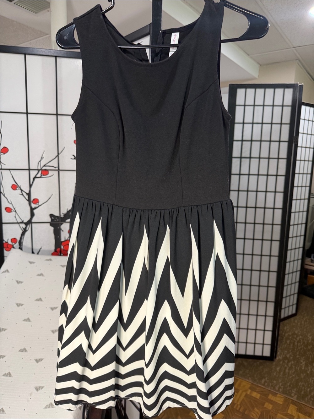 Xhilaration Black and White Chevron Pleated Mini Dress